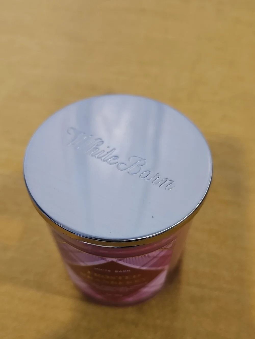 BATH & BODY WORKS WHITE BARN FROSTED CRANBERRY 8 OZ. SINGLE WICK JAR CANDLE NEW